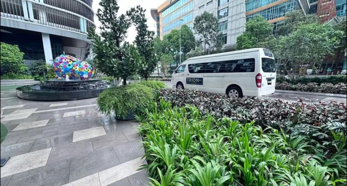 Trion Kl Infinity Pool Near Klcc 7pax Pangsapuri *